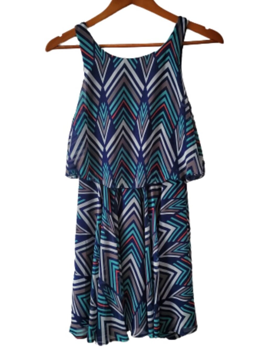 Sequin Hearts Women's Layered Look Chevron Print Sleeveless Mini Dress Size 5 - Picture 4 of 11